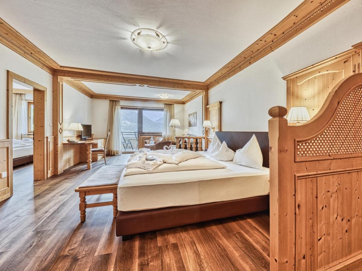 Hotel Traubenheim 티롤로 외부 사진